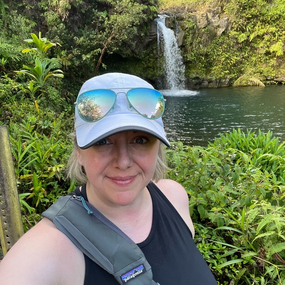 Meet your Posher, Jenifer - Picture 2 of 8